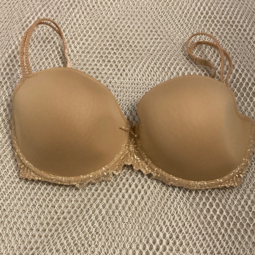 Elegant Lace-Trimmed Tan Bra